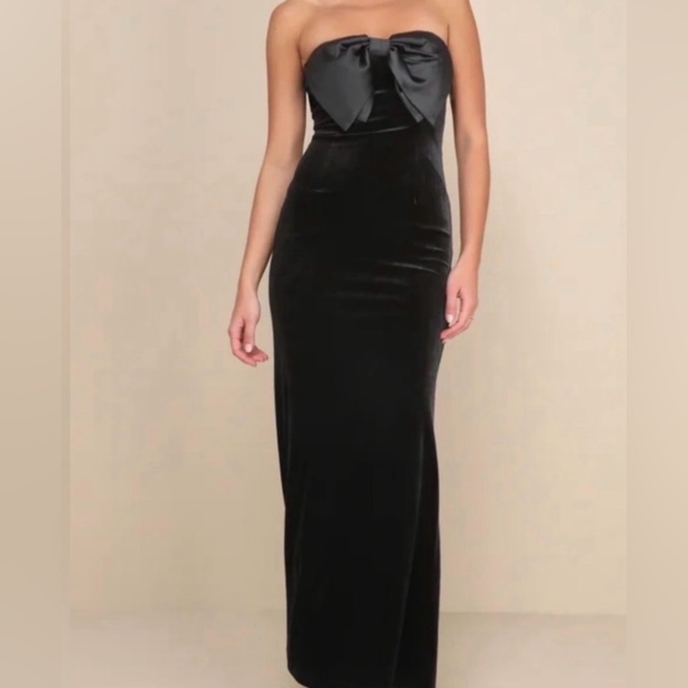 Lulu's Black Strapless Velvet Bow Prom Dress size M